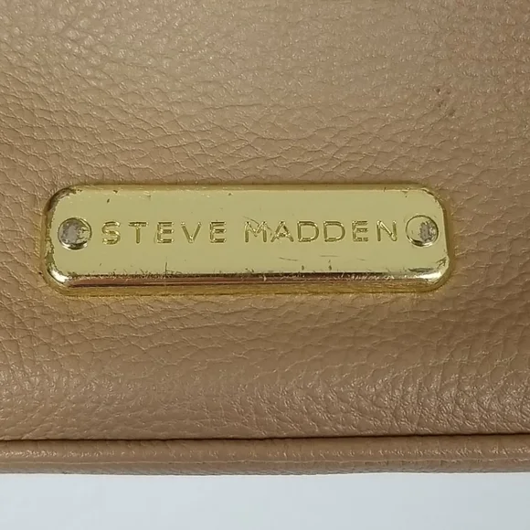 STEVE MADDEN Tan w/Gold Hardware Handbag - Picture 5 of 11